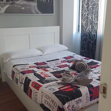 Plaza Merced Apartamentos Málaga Exteriör bild